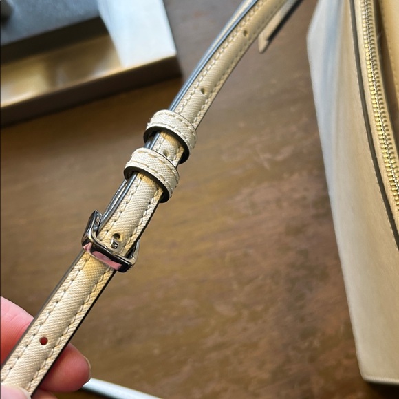 Kate Spade Cream Crossbody Bag - Picture 13 of 16